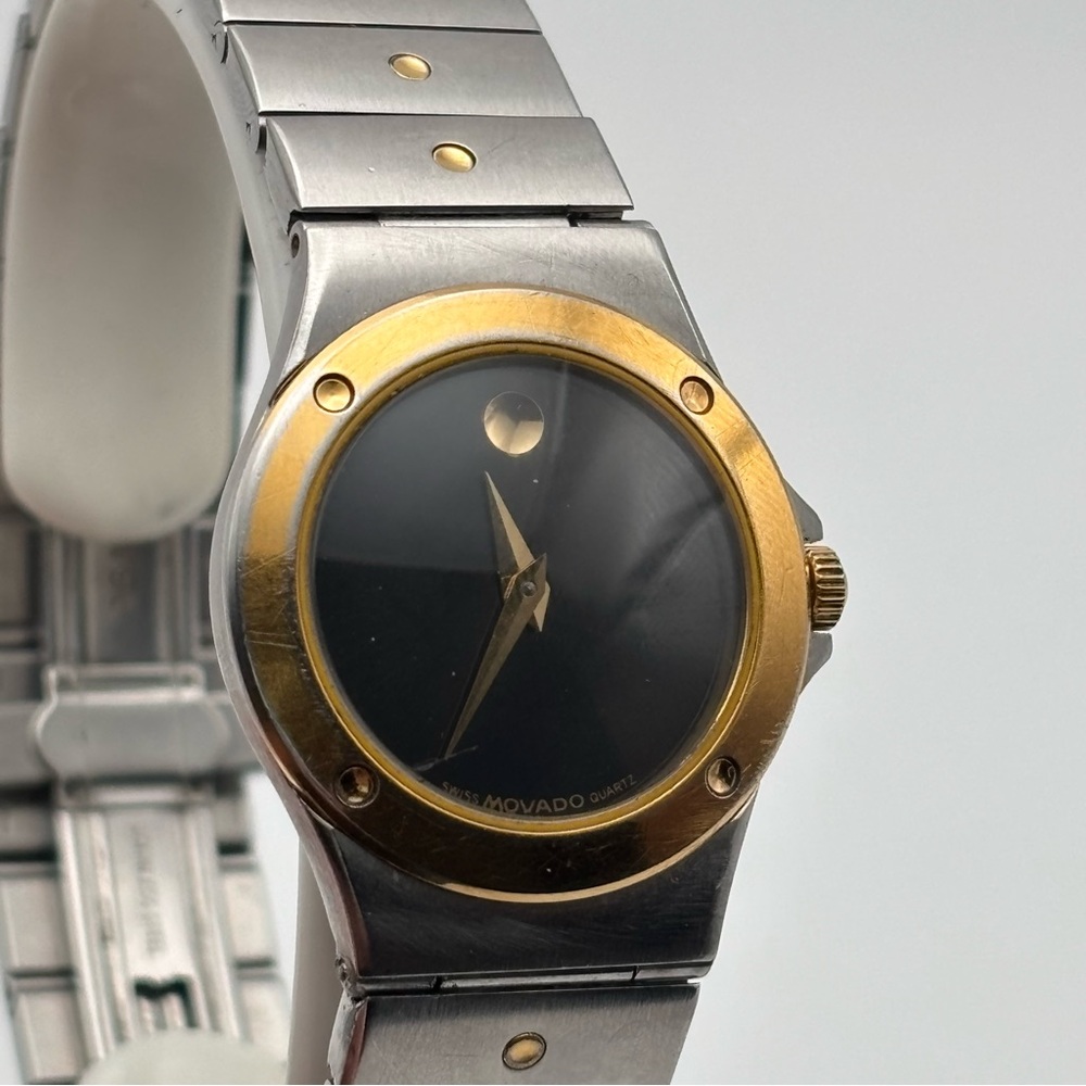 Vintage Movado Museum Two-Tone Quartz Watch | Swiss Made | 1980s - Picture 7 of 11